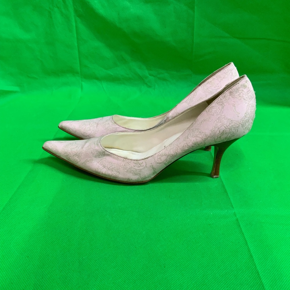 Bruno Magli Lilac Silk Signature Heels Size 40